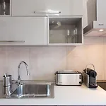 4 Fun! Jewel In Center ! Apartamento *
